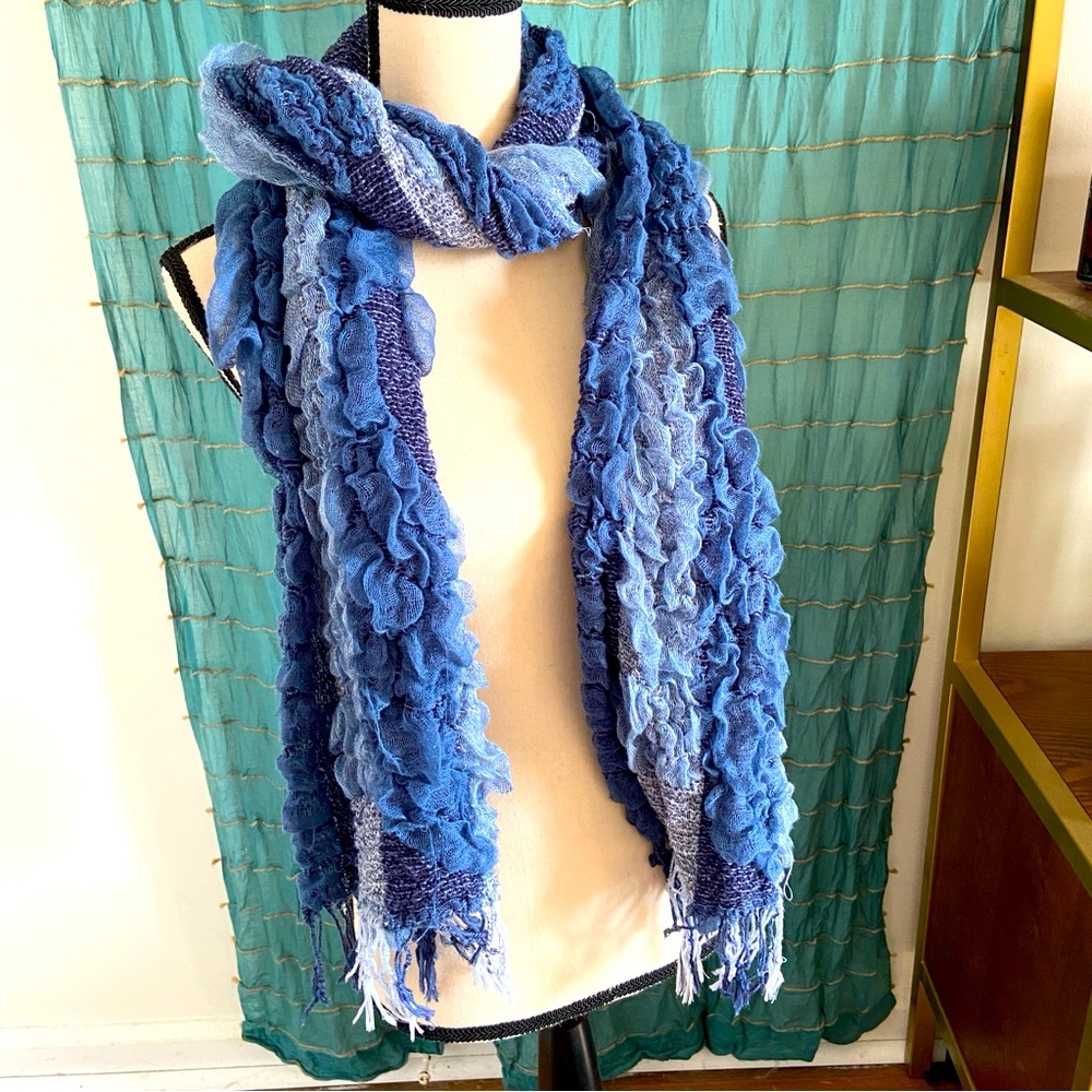 Funky and Unique Textured Scarf